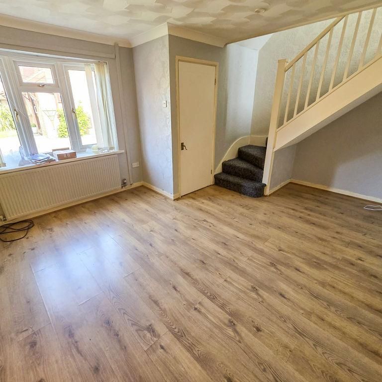 2 bedroom semi-detached house to rent - Photo 1