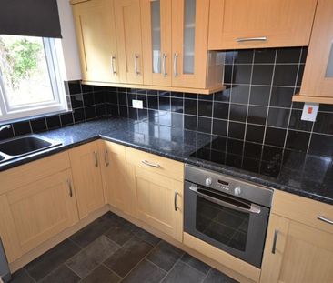 1 bedroom Flat To Let - Photo 5