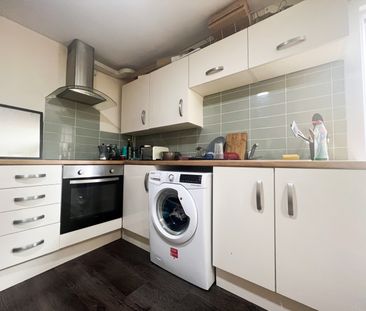 Mackintosh Place, Roath - Photo 4