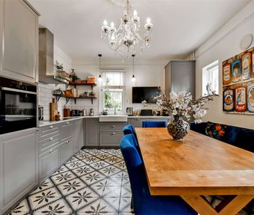 A beautifully presented and very pretty two bedroom semi-detached h... - Photo 6