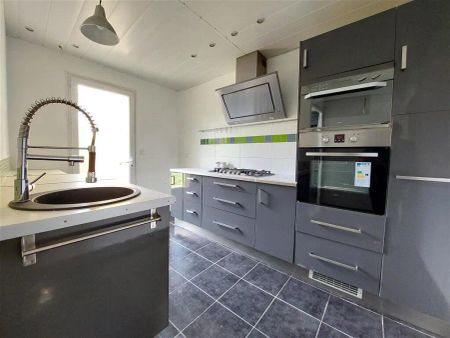 Location maison 6 pièces - 90m² à Poses (27740) - Photo 5