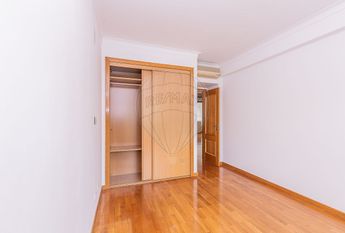 Apartamento T3 em Lisboa