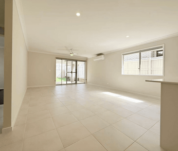 Modern Family Home in Convenient Morayfield Location - Photo 2