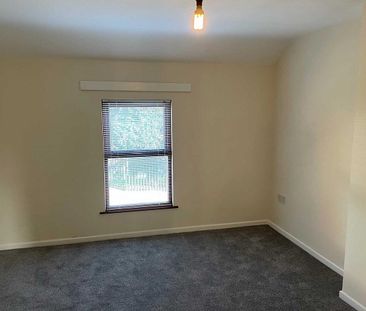 62 Mill Brae, Larne, BT40 2DE - Photo 4