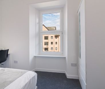 3 bedroom apartment to rent - Photo 5