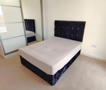 2 bedroom flat to rent - Photo 3