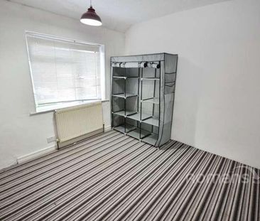 Cranbourne Road, Slough, Berkshire, SL1 - Photo 4