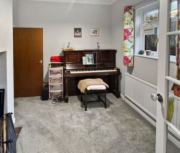 Old Coach House, Bury Hill, Woodbridge - Photo 3