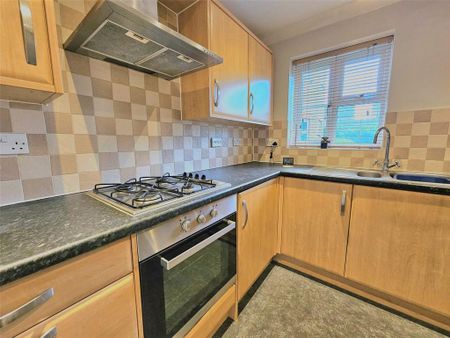 2 bedroom apartment to rent - Photo 3