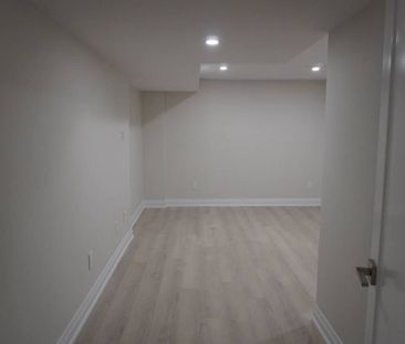 For Lease - 259 Glenway Circle Unit# Basement, Newmarket, Ontario - Photo 3