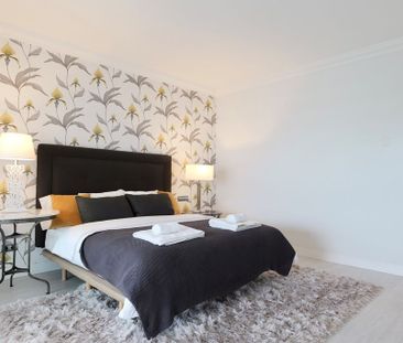 3 bedroom luxury penthouse for rent in Málaga, Andalusia - Photo 6