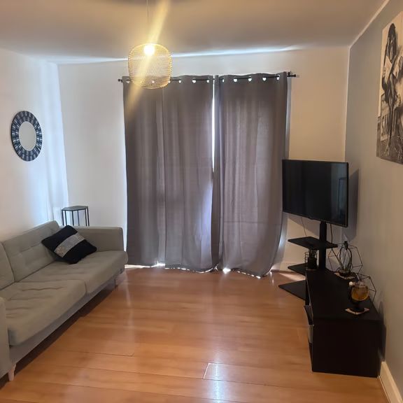 Emerald Road, NW10, London - Photo 1