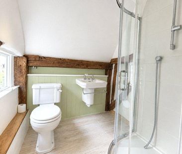 2 bedroom semi-detached house to rent - Photo 4