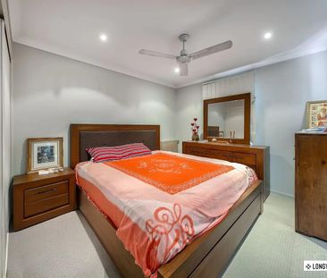 Perfectly Positioned Spacious Townhouse - Register Now to Inspect - Photo 3