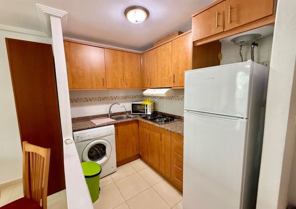 2-BEDROOM APARTMENT FOR RENT IN TORREVIEJA - ALICANTE