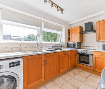 2 bedroom flat to rent - Photo 6