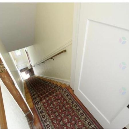 7 1/2 (2CC+bureau) sur 2 étages - Photo 4