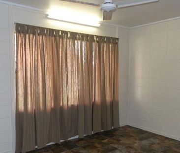 Neat & Tidy Unit in a Great Location - Photo 1