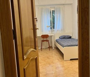 Plaça Nova de lEsglésia, Valencia, Valencian Community 46025 - Photo 6