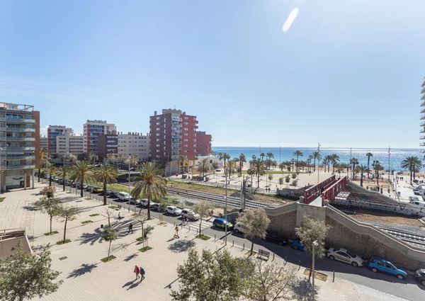 Plaça del Vaixell Maria Assumpta, Badalona, Catalonia 08912