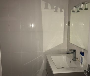 Location Appartement 1 pièce 25m² AURILLAC 15000 - Photo 6