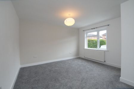 Danbury Crescent, Southmead, BS10 5QJ - Photo 4