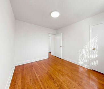 For Lease - 461 Eglinton Avenue Unit# 2, Toronto, Ontario - Photo 5