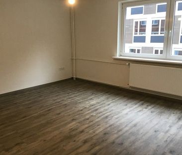 Nimm mich! Schöne 1 Zimmer Wohnung inmitten der Altstadt. - Photo 1