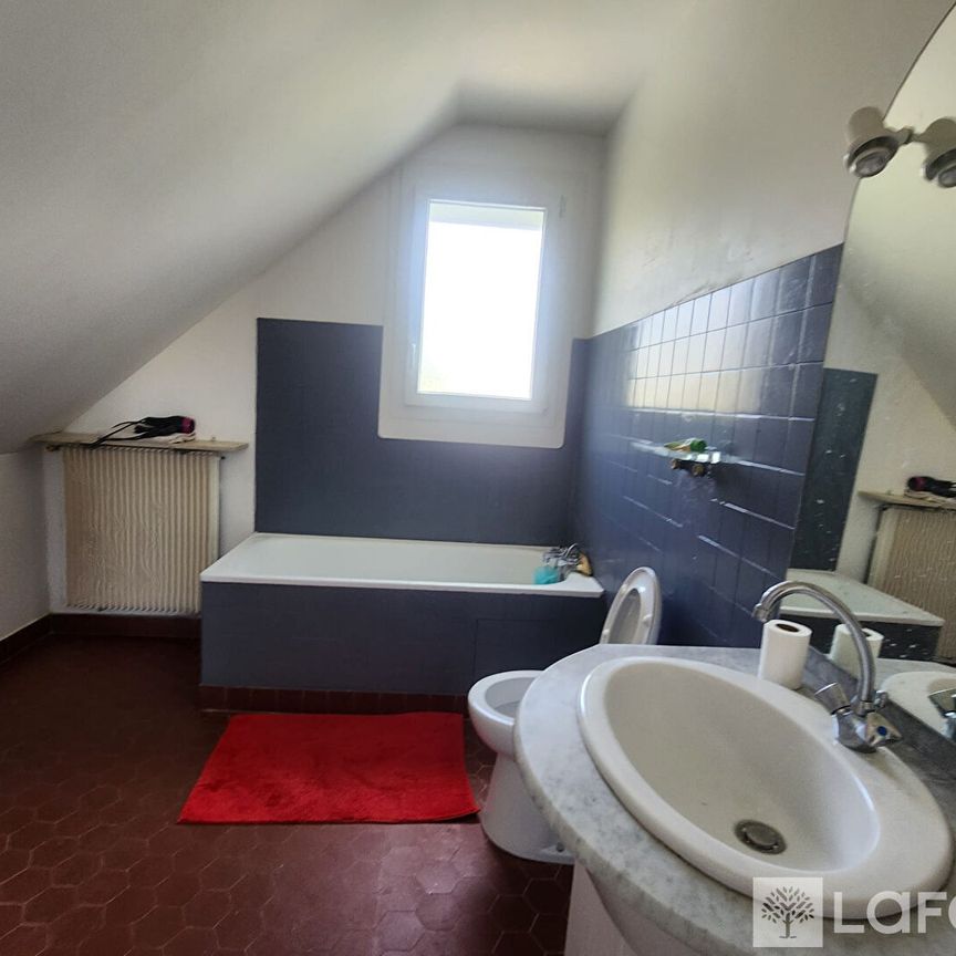 House - Photo 1
