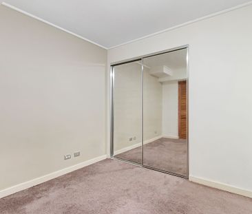 1 Bedroom Apartment in the Heart of St Leonards - Photo 1