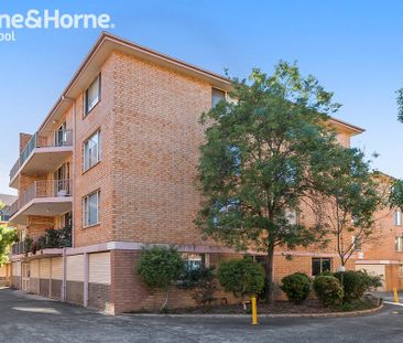 NICE AND SPACIOUS - Photo 5