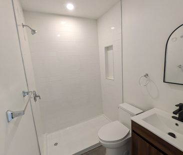 For Lease - 1865 Davenport Road Unit# 2, Toronto, Ontario - Photo 6