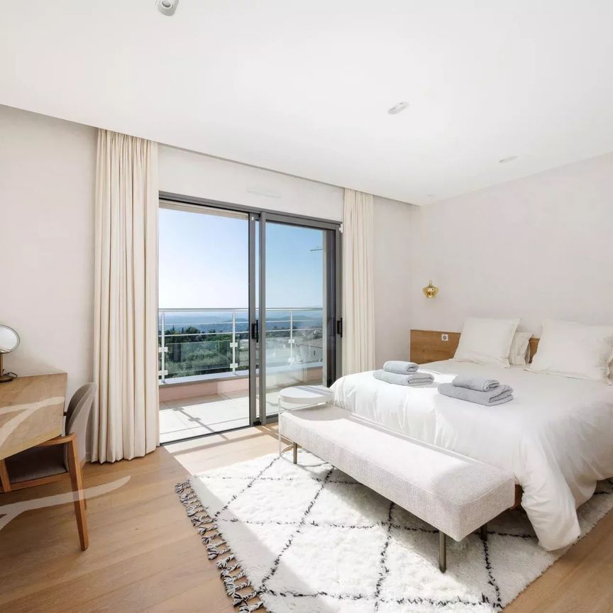 Maison à louer Tourrettes Sur Loup, Cote d'Azur, France7 000 EUR / Mois - Photo 1