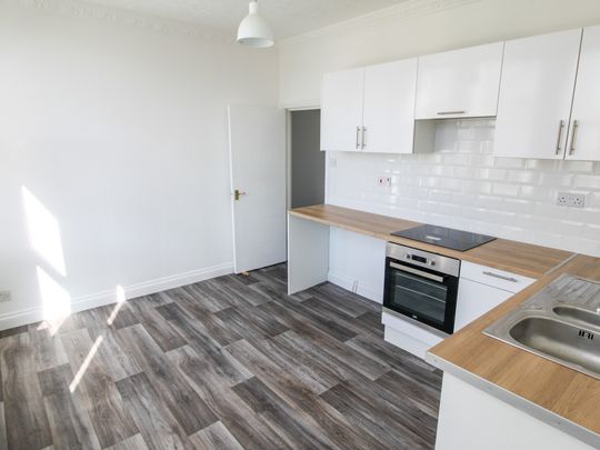 Cornwallis Gardens, Hastings - Photo 1