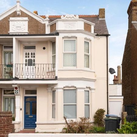 Seapoint, CT10 1TH, Broadstairs - Photo 4