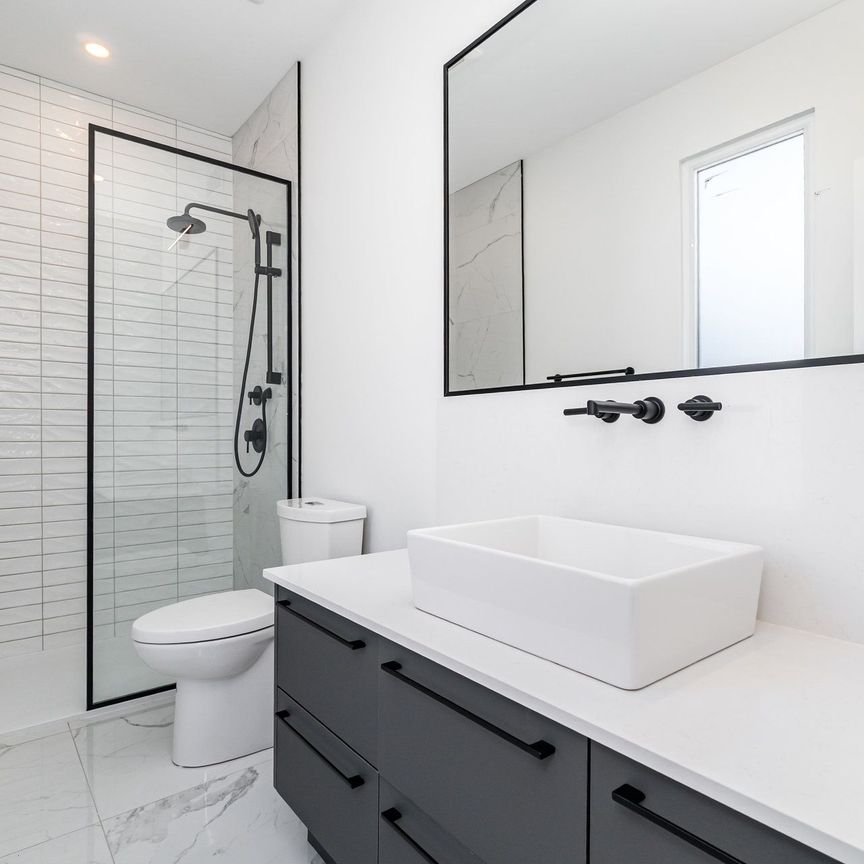 For Lease - 284 Dovercourt Avenue Unit# A, Westboro - Hampton Park, Ontario - Photo 1