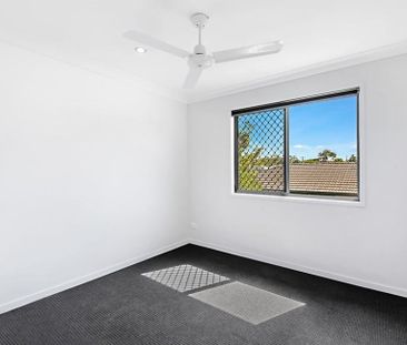 Centrally Located Labrador Townhouse - Photo 4