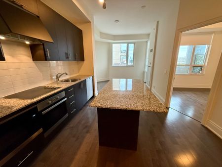 For Lease - 23 Glebe Road Unit# 818, Toronto, Ontario - Photo 3