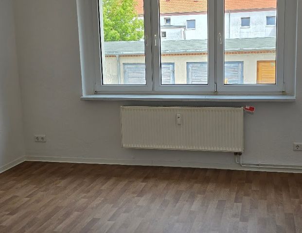 frisch renovierte 3 Zimmerwohnung im Hochparterre in der Nordstraße - Photo 1