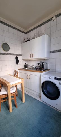 Charmant 2 pièces disponible jusqu'au 31.10.2026 - Foto 4