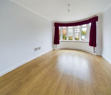3 bedroom detached house to rent - Photo 3