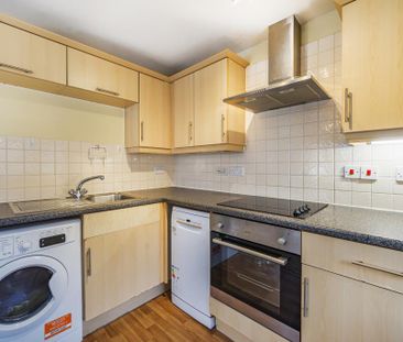 2 bedroom apartment to rent - Photo 4