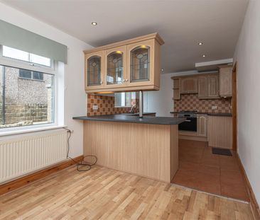 3 bed terraced house to rent in North Royd, Barkisland, Halifax - Photo 2