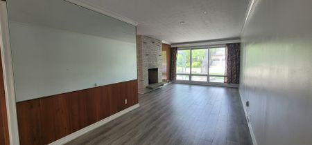 For Lease - 50 Larkfield Drive, Toronto, Ontario - Photo 5
