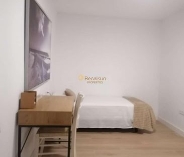 House for rent in Coín, 2.200 €/month - Photo 2