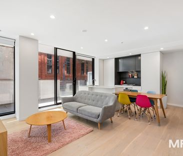 Furnished Stylish and convenient living - Photo 1