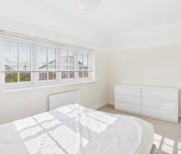 2 bedroom end of terrace house to rent - Photo 5