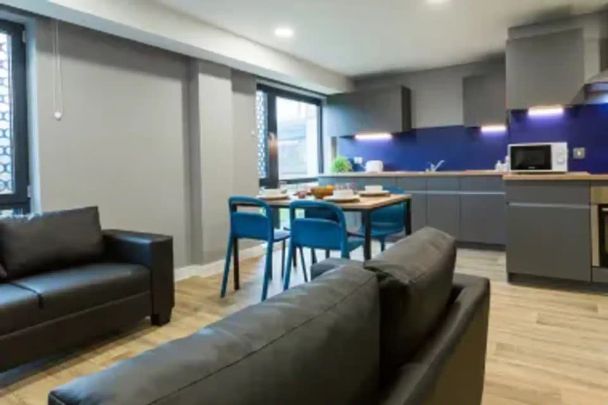 Standard Studio - Photo 1