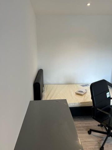 6 Bed Terraced House, Prior Deram Walk, CV4 - Photo 2