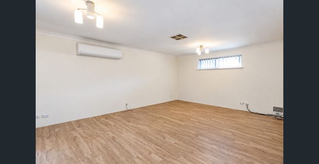 FRESHENED UP, NEW FLOORS AND RE-PAINTED THROUGHOUT - Photo 1